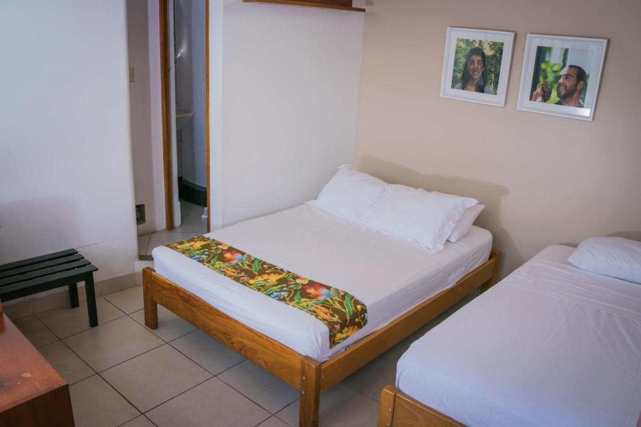 Hostal "Centrika" Tarapoto Eksteriør bilde