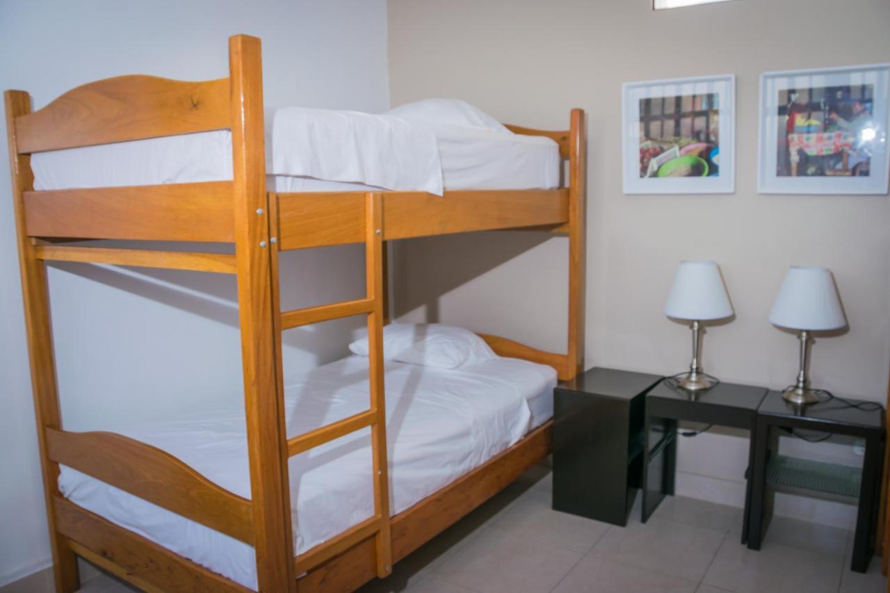 Hostal "Centrika" Tarapoto Eksteriør bilde
