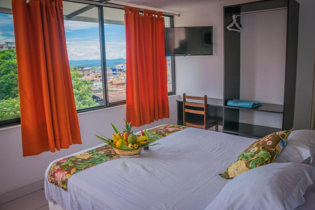 Hostal "Centrika" Tarapoto Eksteriør bilde