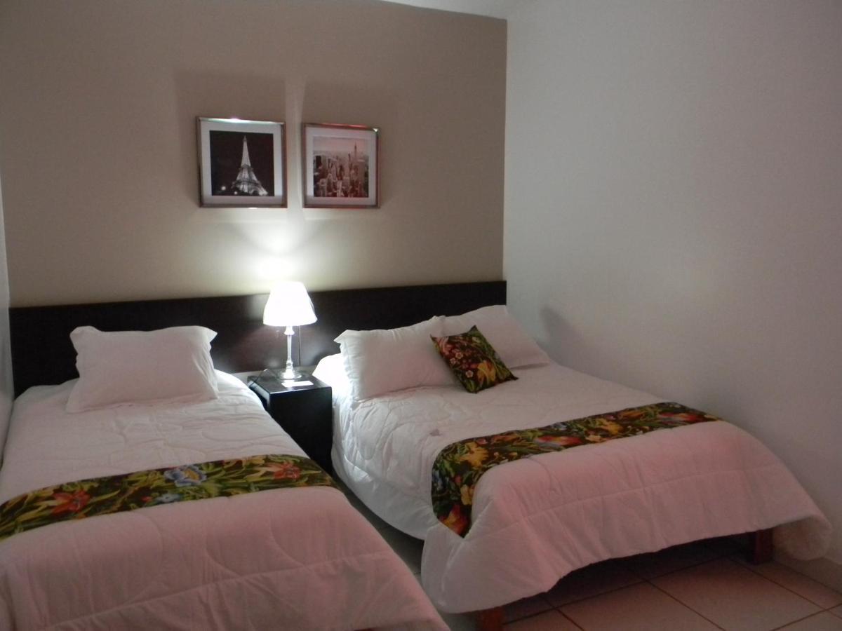 Hostal "Centrika" Tarapoto Eksteriør bilde