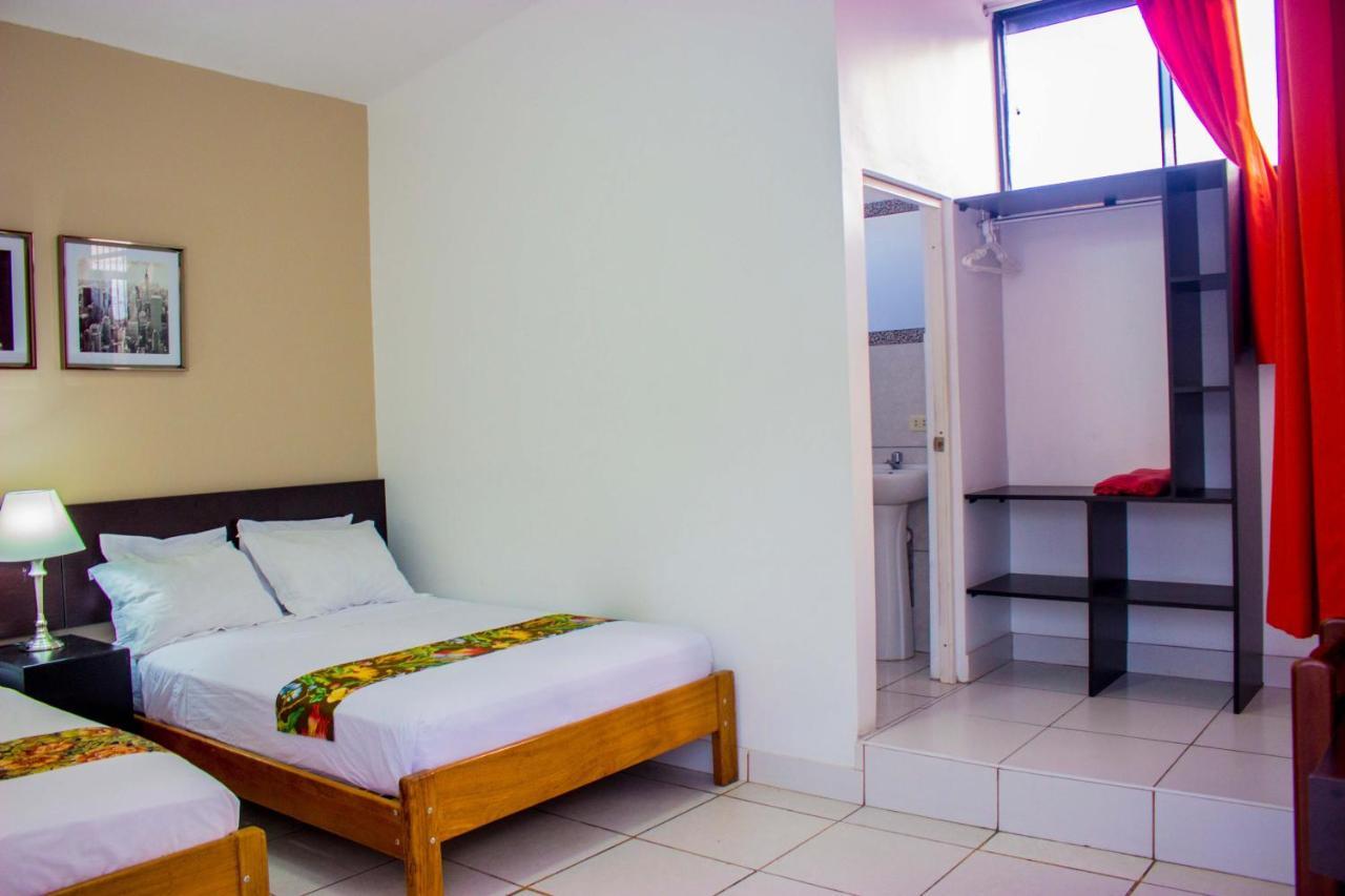 Hostal "Centrika" Tarapoto Eksteriør bilde