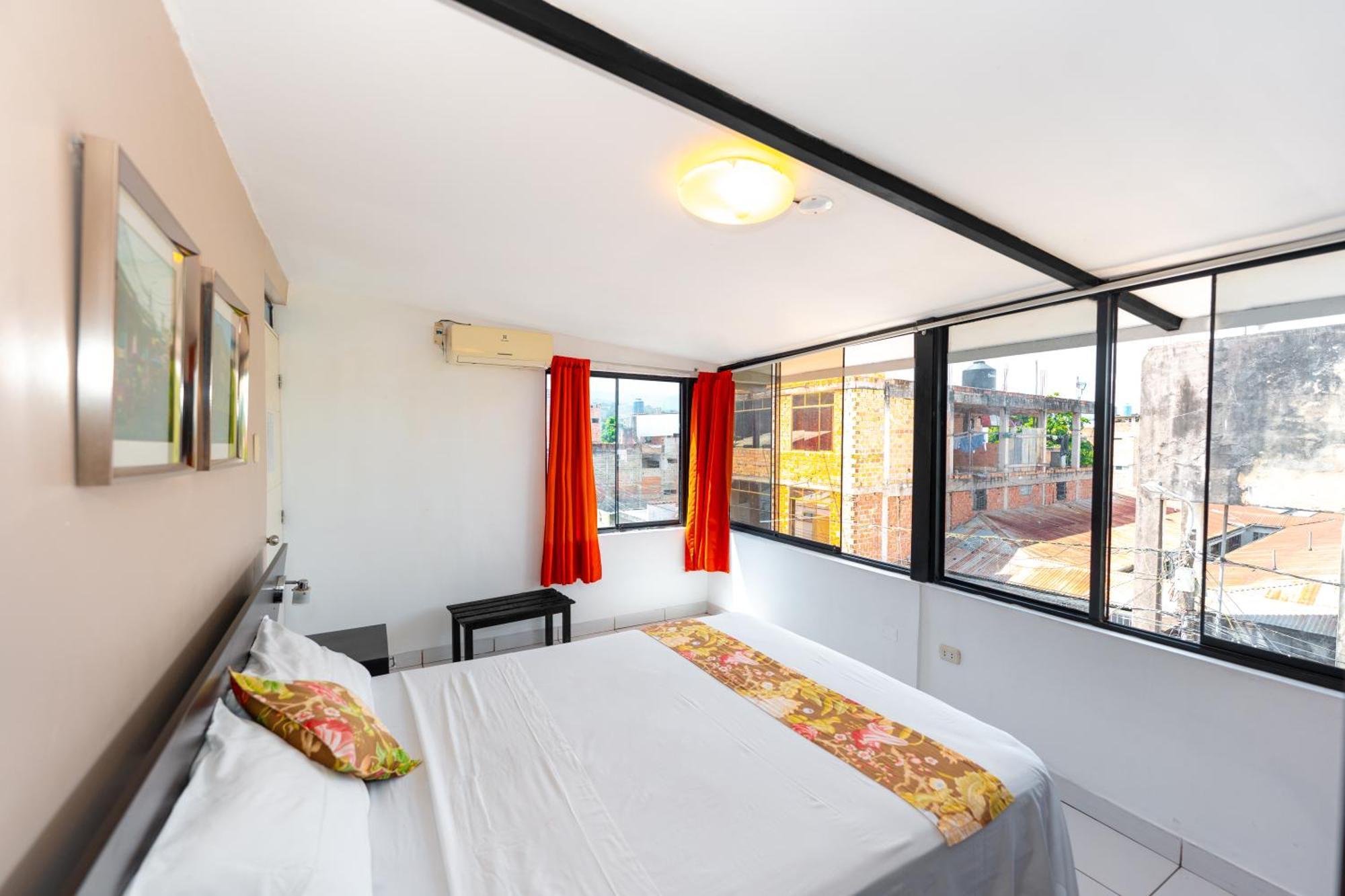 Hostal "Centrika" Tarapoto Eksteriør bilde